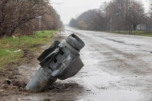 Tình báo Mỹ: Nga bắn hàng trăm tên lửa vào Ukraine nhưng hầu hết thất bại
