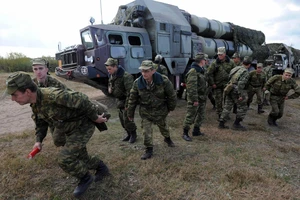 Tiết lộ lý do Nga chuyển vai trò của hệ thống S-300 từ phòng không sang tấn công mặt đất ở Ukraine