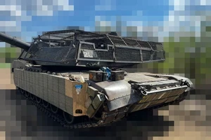 Ukraine gắn giáp lồng bảo vệ siêu xe tăng Abrams trước UAV