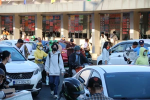  50.000 lượt khách xuất bến về các tỉnh miền Tây 