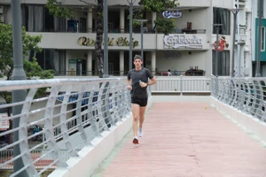 Chính thức đưa vào sử dụng cầu đi bộ bắc qua kênh Nhiêu Lộc - Thị Nghè