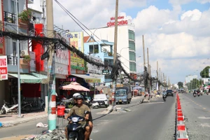 Đang tăng tốc di dời lưới điện dự án mở rộng đường, xây mới cầu Tân Kỳ Tân Quý