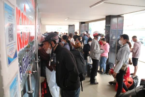 Giá vé xe khách về các tỉnh miền Tây tăng không quá 40% dịp Lễ 30-4