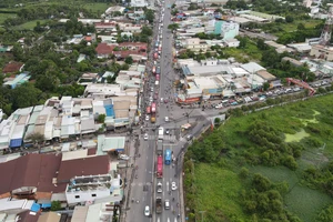 TP.HCM đẩy nhanh tiến độ mở rộng Quốc lộ 1, 13, 22 và cầu đường Bình Tiên