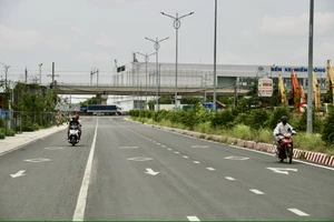 TP.HCM: Đường trục chính Đông Tây hàng trăm tỉ thông xe đầu tháng 8