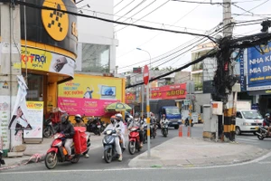 Gọt vỉa hè cho xe rẽ phải: TP.HCM sẽ đánh giá hiệu quả để nhân rộng