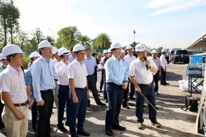 Phó Thủ tướng Mai Văn Chính kiểm tra tiến độ Vành đai 3 TP.HCM