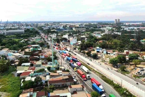 Thu phí hạ tầng cảng biển gần 8.000 tỉ, TP.HCM ưu tiên vốn cho dự án giao thông lớn