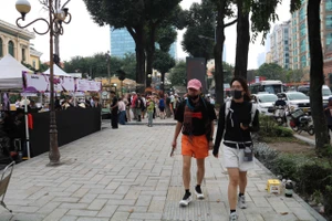 Hơn 90 km, 91 tuyến vỉa hè ở TP.HCM 'khoác áo mới' đón Tết