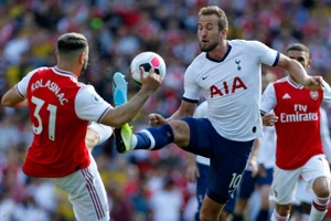 Rượt đuổi tỷ số, Arsenal hòa kịch tính Tottenham tại Emirates