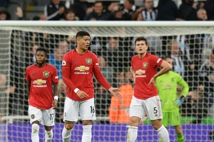Thi đấu vô hồn, MU nhận trận thua thứ 3 tại Premier League