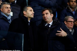 Sợ ngôi sao 'bỏ chạy', lãnh đạo Man. City tổ chức họp khẩn