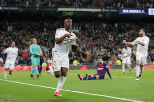 Siêu kinh điển Real-Barca: Kép phụ giúp Real đòi lại ngôi đầu