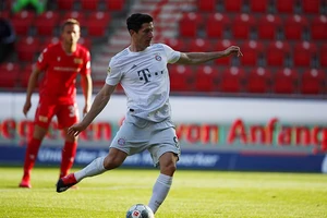 Thắng dễ Union Berlin, 'hùm xám' Bayern giữ vững ngôi đầu