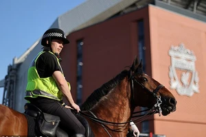 Cảnh sát thắt chặt an ninh trận đại chiến Liverpool - Chelsea