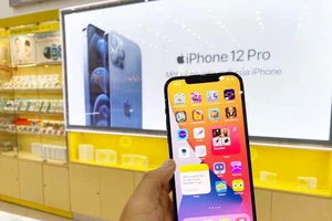 iPhone 12 series giá chỉ từ 13,5 triệu đồng