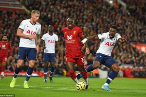 Liverpool - Tottenham: Chờ Mourinho vượt khó tại Anfield