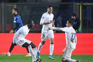 Real thắng nhọc cuối trận, Man.City nối dài chuỗi bất bại 