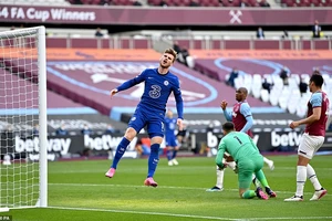 Bàn thắng duy nhất giúp Chelsea giữ vững vị trí thứ tư