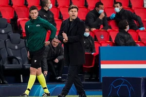 Pochettino đau đớn vì PSG thua ngược Man. City