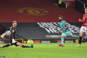 Hạ gục MU tại Old Trafford, Liverpool áp sát Top 4