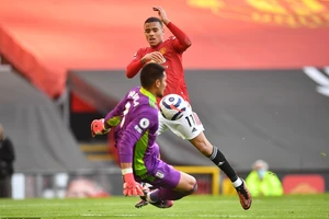 Thành Manchester không thắng ở vòng áp chót Premier League