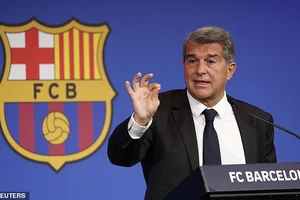 Chủ tịch Barcelona quyết không ‘xuống nước’ với UEFA