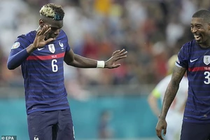 Mourinho phàn nàn về cách ăn mừng bàn thắng của Pogba