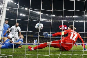 Vòng loại World Cup: Pháp tiếp tục hòa, Hà Lan thắng đậm trên sân nhà