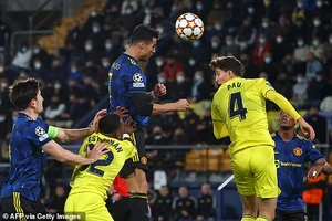 MU đi tiếp, Barcelona quyết đấu Bayern ở lượt trận cuối