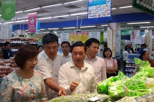 TP.HCM: Giá hàng hóa sẽ giảm 5%-20% trong dịp tết