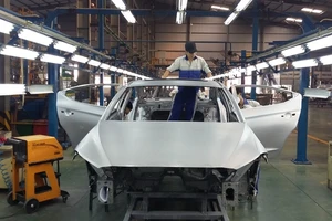 Mọi doanh nghiệp đều được quyền nhập khẩu ô tô