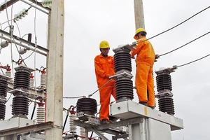 Không được để mất điện khi nhiệt độ trên 36 độ C