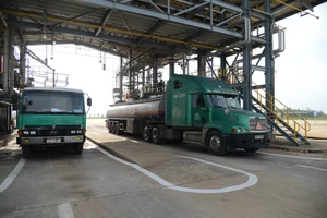 Giá dầu sẽ quay về mức 30 USD/thùng?