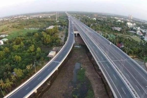 Bộ Tài chính: Dự án cao tốc Bắc-Nam chưa khả thi