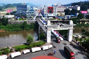 Tổng cục Hải quan ủng hộ xây cầu đường bộ Việt-Trung 