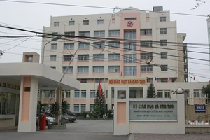 Dẹp giấy phép con: Nói mãi mà chưa làm được bao nhiêu ​