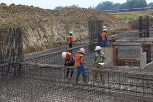 Đẩy nhanh tiến độ giải phóng mặt bằng dự án 500 kV mạch 3