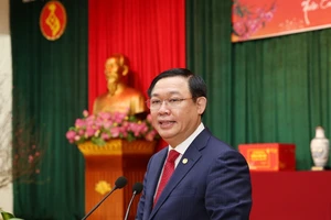 Phó Thủ tướng nêu lý do đến chúc tết ngành tài chính ​