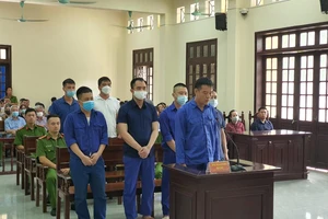 Làm rõ việc đưa, nhận hối lộ vụ cựu trưởng Công an quận Đồ Sơn làm sai lệch hồ sơ