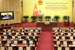 Chủ tịch Hà Nội lên tiếng về việc thiếu trường, bốc thăm suất học 