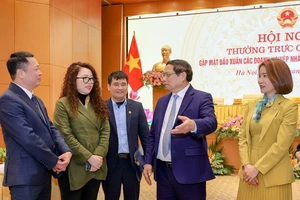 Thủ tướng gặp mặt doanh nghiệp Nhà nước tiêu biểu