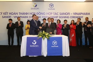 Sanofi Việt Nam và Vinapharm ký hợp tác chiến lược
