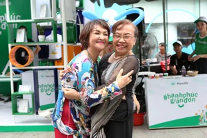 'Điểm Check-in hạnh phúc' của Manulife đổ bộ đến Hà Nội