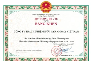 Amway Việt Nam nhận bằng khen của Bộ Y tế