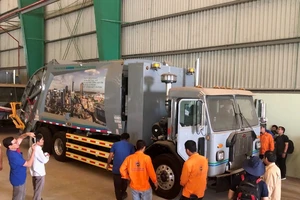 VWS mời 4 chuyên gia Hoa Kỳ sang đào tạo lái “siêu xe” rác