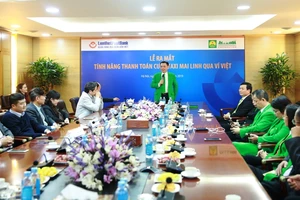 Ra mắt dịch vụ “Đi taxi - Chi Ví Việt”