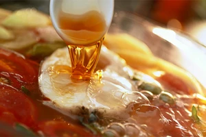 Nghe nhà thùng kể chuyện nước mắm ngon