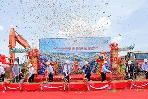 TP Đồng Xoài “lột xác” nhờ tổ hợp trung tâm thương mại