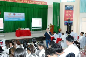 Diageo VN hỗ trợ nghiệp vụ nhà hàng, khách sạn cho sinh viên